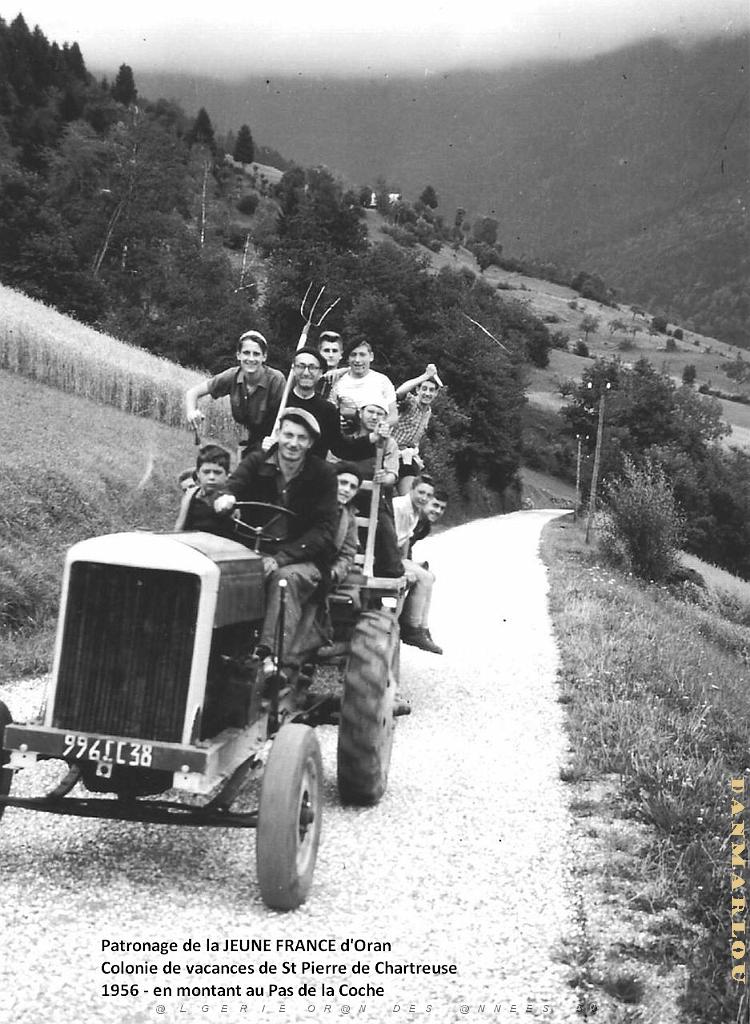 COLO JEUNE FRANCE 1956 en montant au Pas de la Coche.jpg